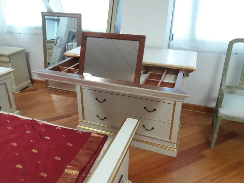 Camera completa Artigianale Modello laurora a prezzo scontato in legno
