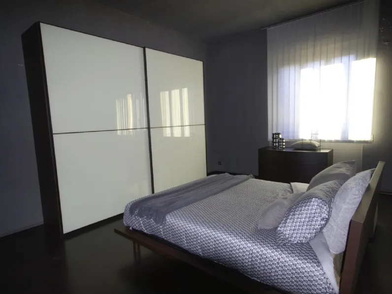 Camera da letto Vittoria Mobilificio vittoria in legno a prezzo ribassato