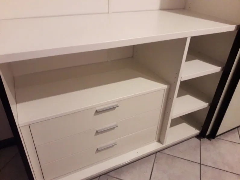 Camera da letto Vittoria Mobilificio vittoria in legno a prezzo ribassato