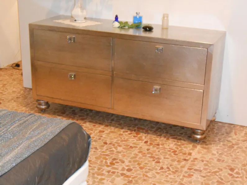 Comò e comodini Cortezari con uno sconto del 49%