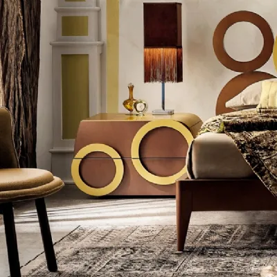 Com� e comodini laccati metallizzati oro e rame Napol con un ribasso del 30%