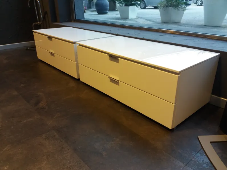 Comodino 909 Molteni & c a prezzo ribassato