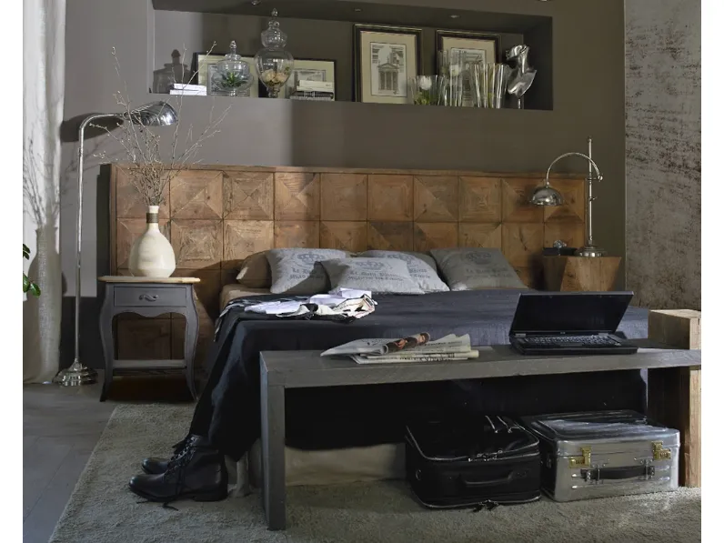 Comodino Comodino dialma brown Dialma brown in legno a prezzo ribassato