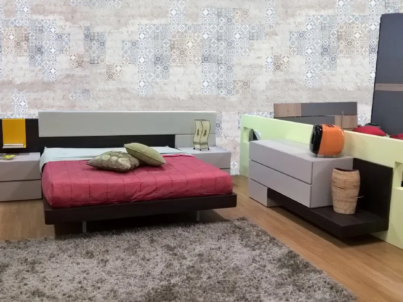 Camera da letto Santalucia Scacco a prezzo scontato in laminato.