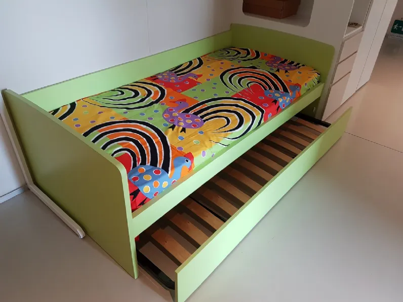 CAMERETTA A PONTE CON LETTO A TERRA_MISTRAL
