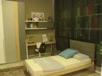 Cameretta Armadio ante battenti Doimo cityline in laminato materico a prezzo scontato