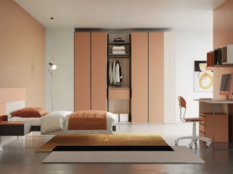 Cameretta Cameretta con grande armadio  Collezione esclusiva letti a terra in Offerta Outlet
