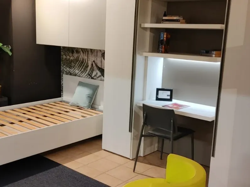 Cameretta in laminato materico Cameretta letto 1p 1/2 moretti compact Moretti compact scontata a PREZZI OUTLET