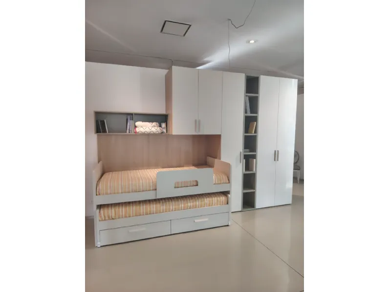 Cameretta Mistral con letto a ponte in offerta