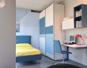 Cameretta in laminato opacoCameretta moretti blu Moretti compact scontata a PREZZI OUTLET