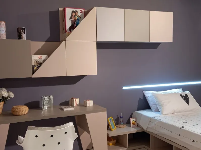 Cameretta Cameretta ragazza Doimo citylinecon letto a terra scontata