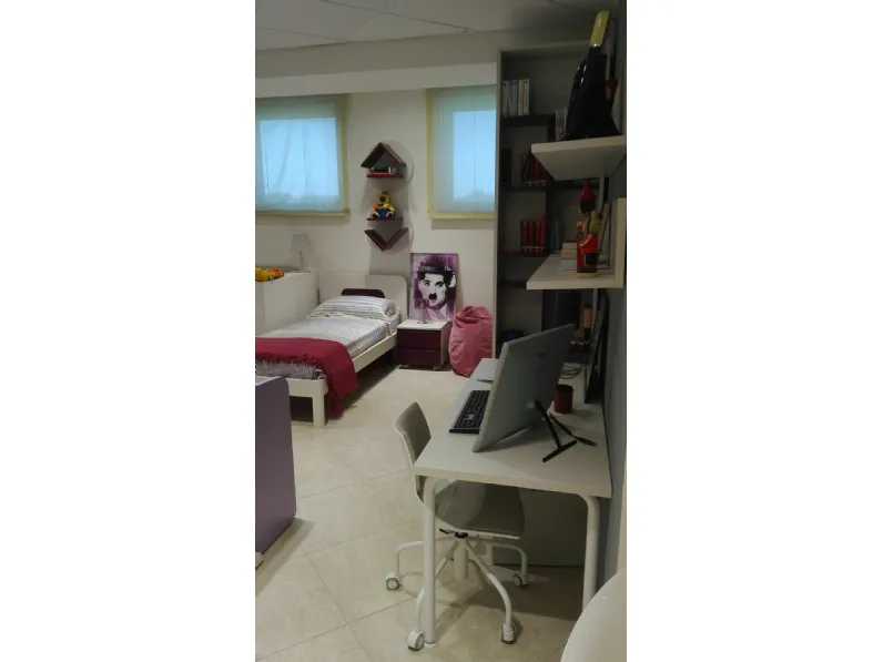 Cameretta Clever con letto a terra scontata