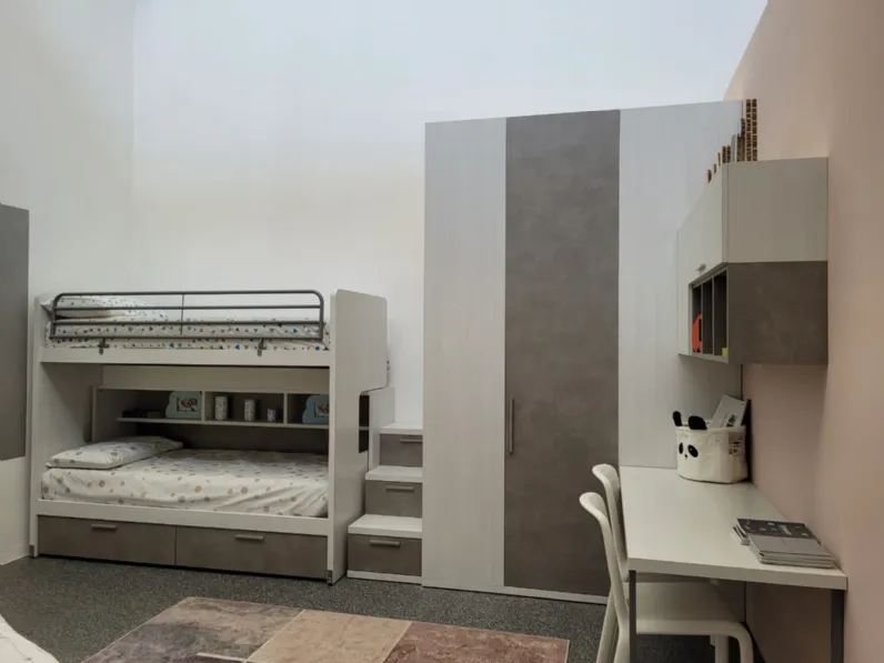 Cameretta Roy e kubo Doimo cityline con letto a castello scorrevole a prezzo Outlet
