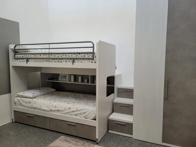 Cameretta Roy e kubo Doimo cityline con letto a castello scorrevole a prezzo Outlet
