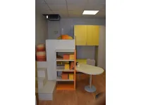 Cameretta Klou giallo arancio Battistellacon letto a ponte scontata