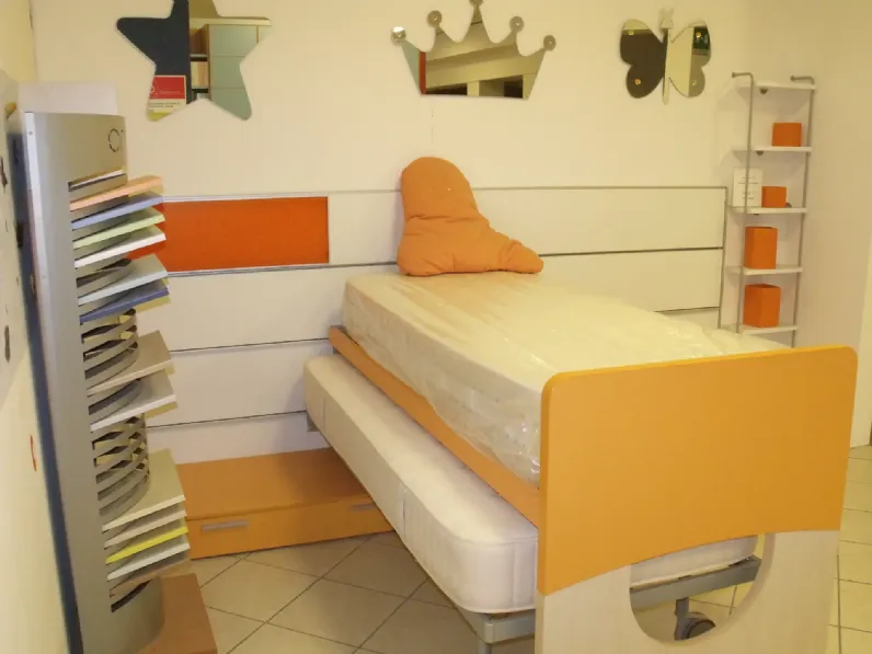 Cameretta Letti scorrevoli Doimo cityline in laminato opaco a prezzo scontato