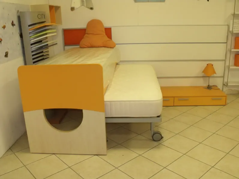 Cameretta Letti scorrevoli Doimo cityline in laminato opaco a prezzo scontato
