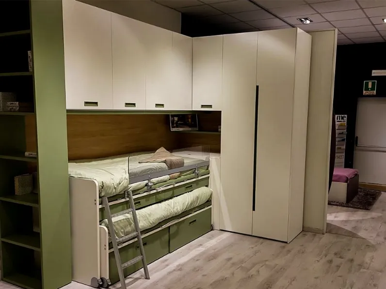 Cameretta Moretti Moretti compact in laccato opaco a prezzo scontato