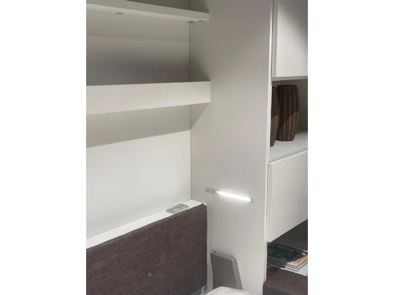 Cameretta Nobu con divano e letto matrimoniale Clever SCONTATA
