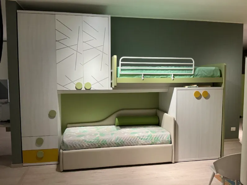 Cameretta Qik Doimo cityline con letto a soppalco scorrevole a prezzo scontato