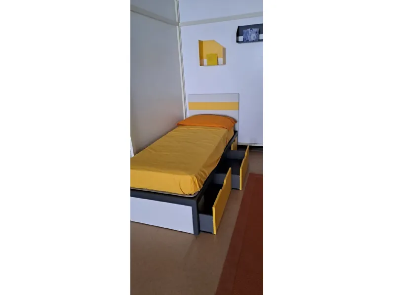 Cameretta Room 74 Moretti compact letti a terra a prezzo Outlet