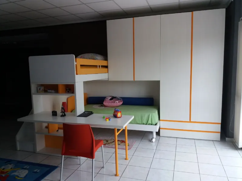 Cameretta Salvaspazio Mistral con letto a castello in offerta