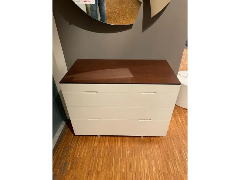 Cassetiera modello Cherry in Laccato opaco Molteni & c scontata