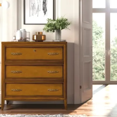Scopri la Cassetiera Scrigno Le Fablier in offerta! Legno di qualit� per arredare con stile.