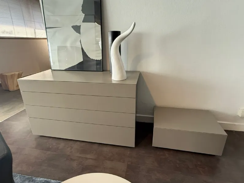 Cassettiera Como' e comodino abbinabili Poliform in Legno con forte sconto