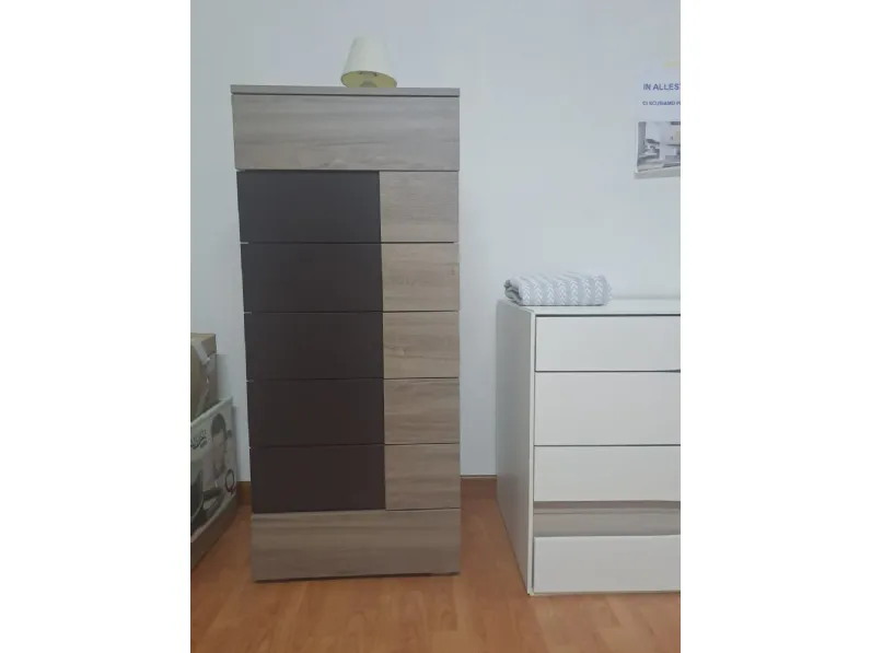 Cassettiera modello Oslo in Laccato opaco Giessegi in Offerta Outlet