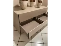 Cassettiera Com e comodini per una camera Moderna a marchio Novamobili scontata 