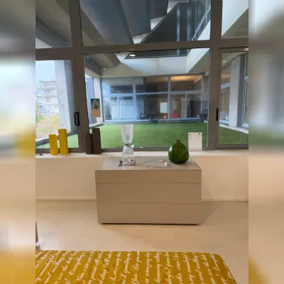 Cassettiera Juta Flou in Laccato opaco in offerta