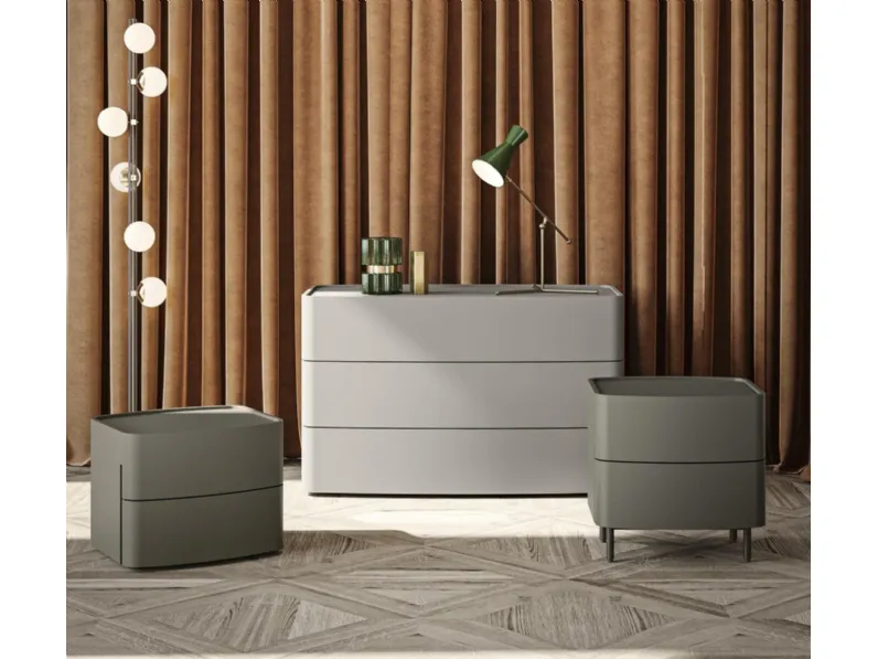 Cassettiera Oliver Morassutti in Laccato opaco con forte sconto