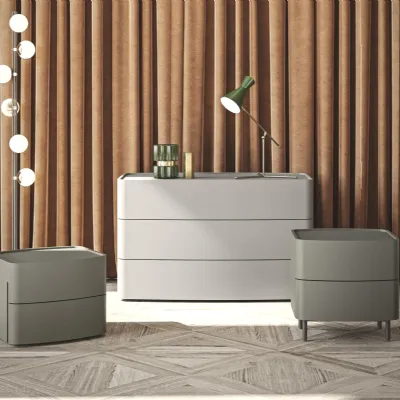 Cassettiera Oliver Morassutti in Laccato opaco con forte sconto