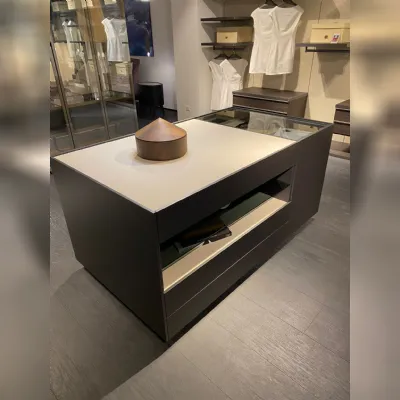 Cassettiera Set up  per una camera Design a marchio Poliform scontata 