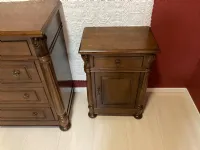 Comodino Artigiano in legno italiano, prezzo ribassato. Falegnameria.