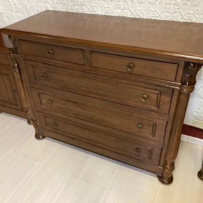 Comodino Artigiano in legno italiano, prezzo ribassato. Falegnameria.