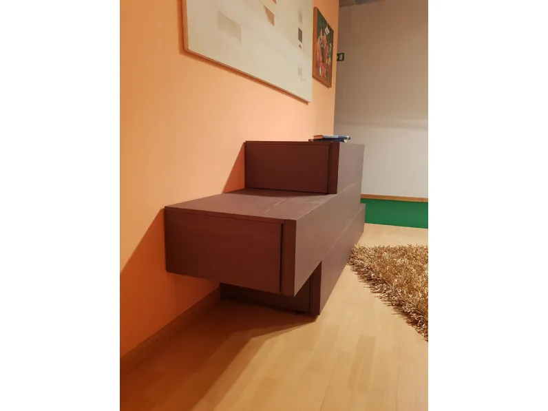 Comodino modello Valeo a marchio Sangiacomo in offerta
