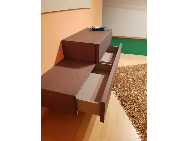 Comodino modello Valeo a marchio Sangiacomo in offerta