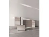 Scopri il comodino Wind di Orme in offerta! Design moderno e pratico.