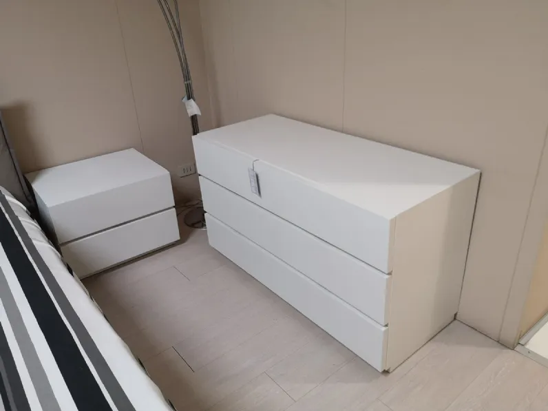 Scopri la Linea Alf di Gruppo Notte in legno a prezzo scontato!