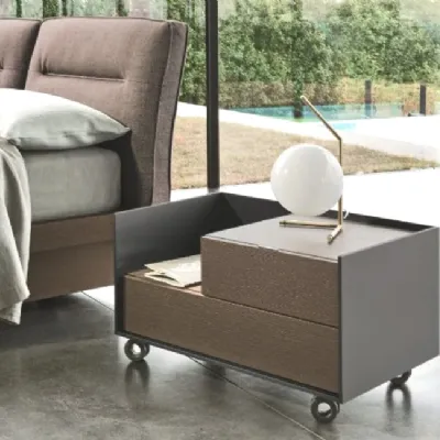 Comodino Cabaret step di Sangiacomo scontato del 25%