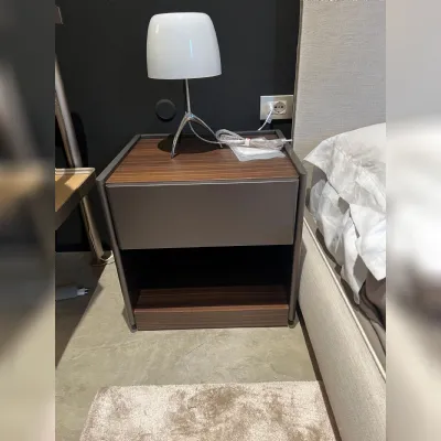 Comodino Casper di Molteni & c a prezzo scontato
