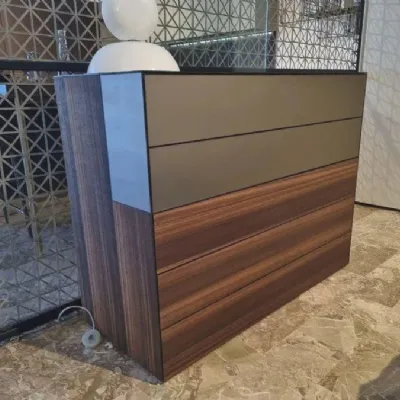 Comodino Com� cubi di ghiaccio Falegnameria 1946 a prezzo scontato