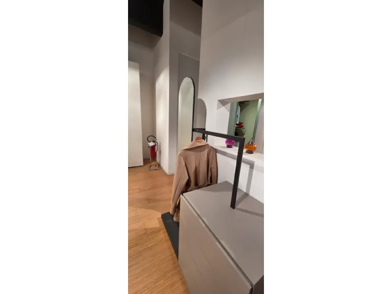 Comodino Composizione cassetti specchio tavolino  Novamobili OFFERTA OUTLET