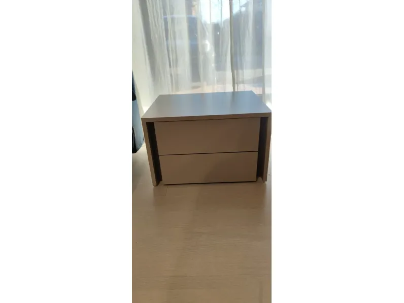Comodino modello Chic di Colombini casa scontato 