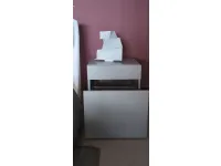 Comodino modello Filnox di Caccaro 