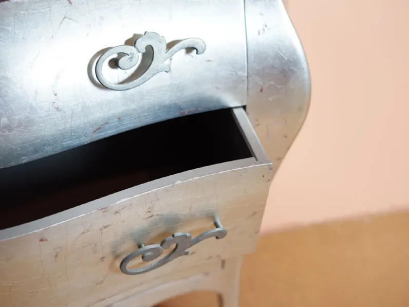 Cassettiera Shabby chic modello Foglia argento a marchio Artigianale a prezzo scontato