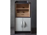 Comodino modello Gentleman di Flou 
