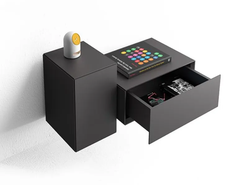 Comodino modello Little italy mini di Minotti italia 